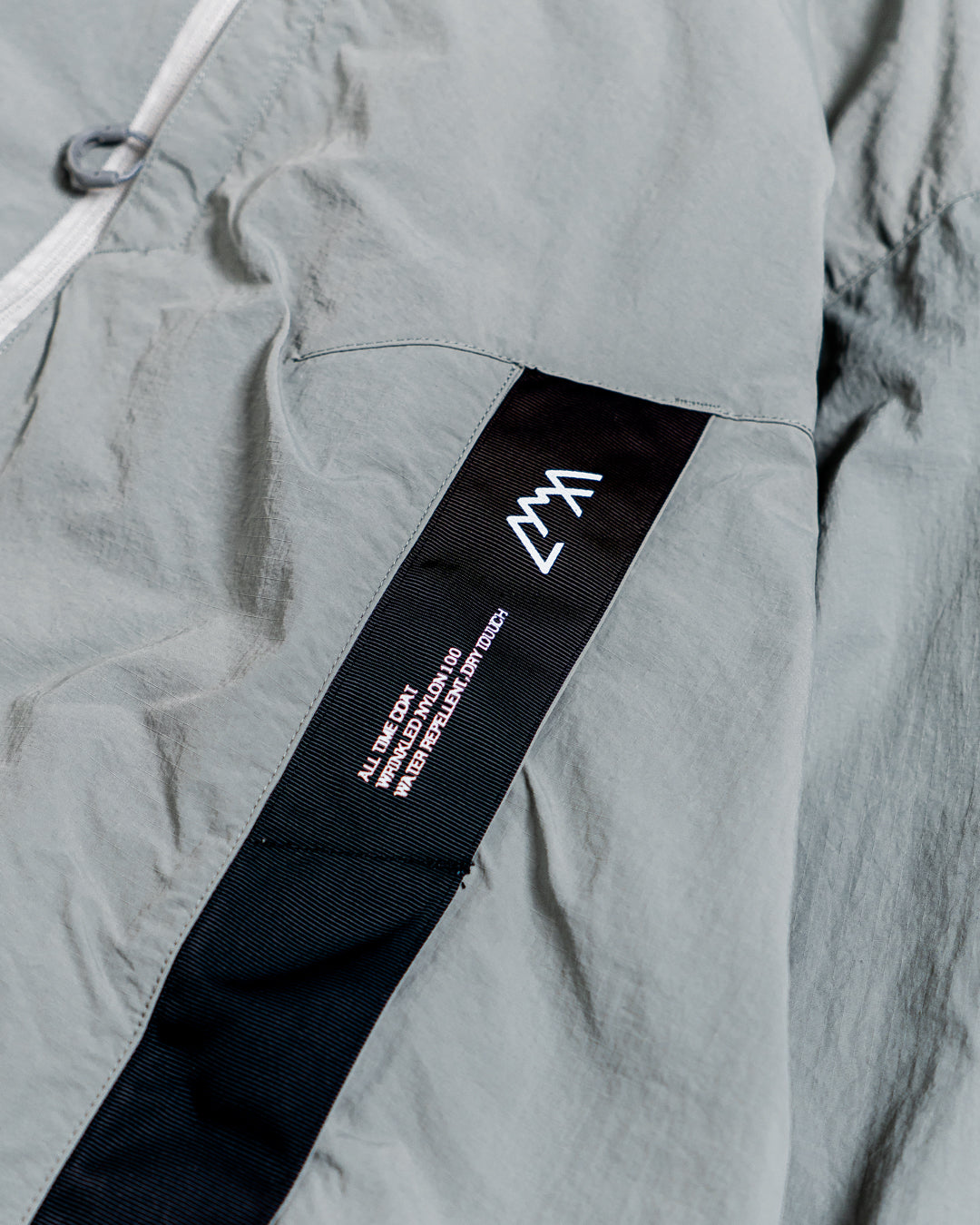 CMF OUTDOOR GARMENT HALF TIME COAT