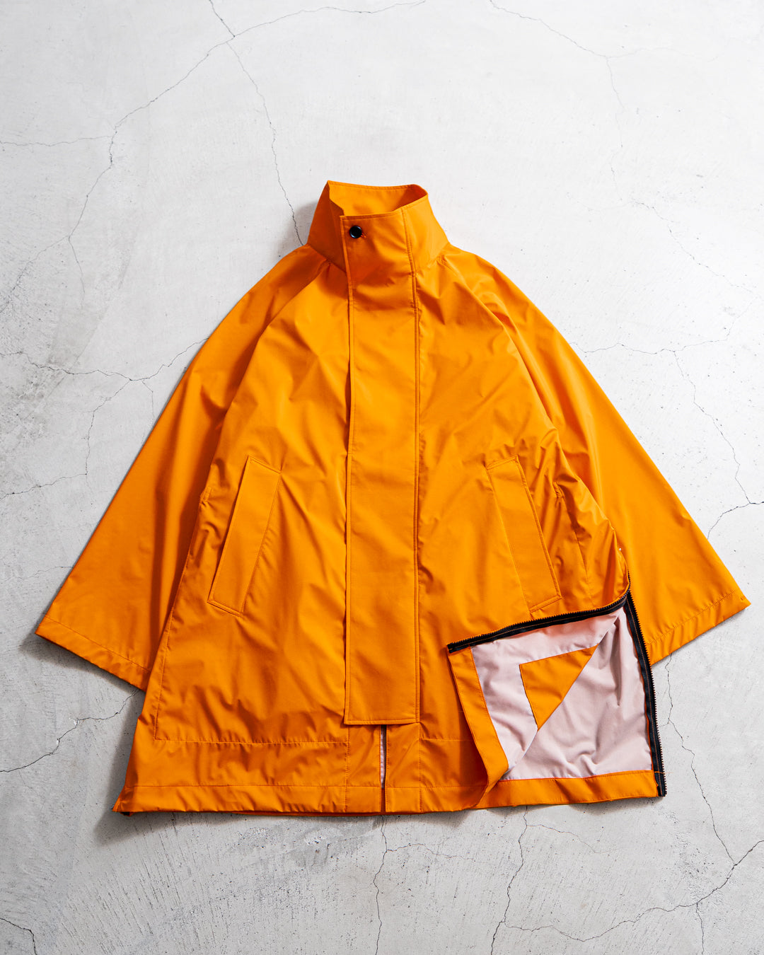 UNTRACE 3L STAND COLLAR COAT_231