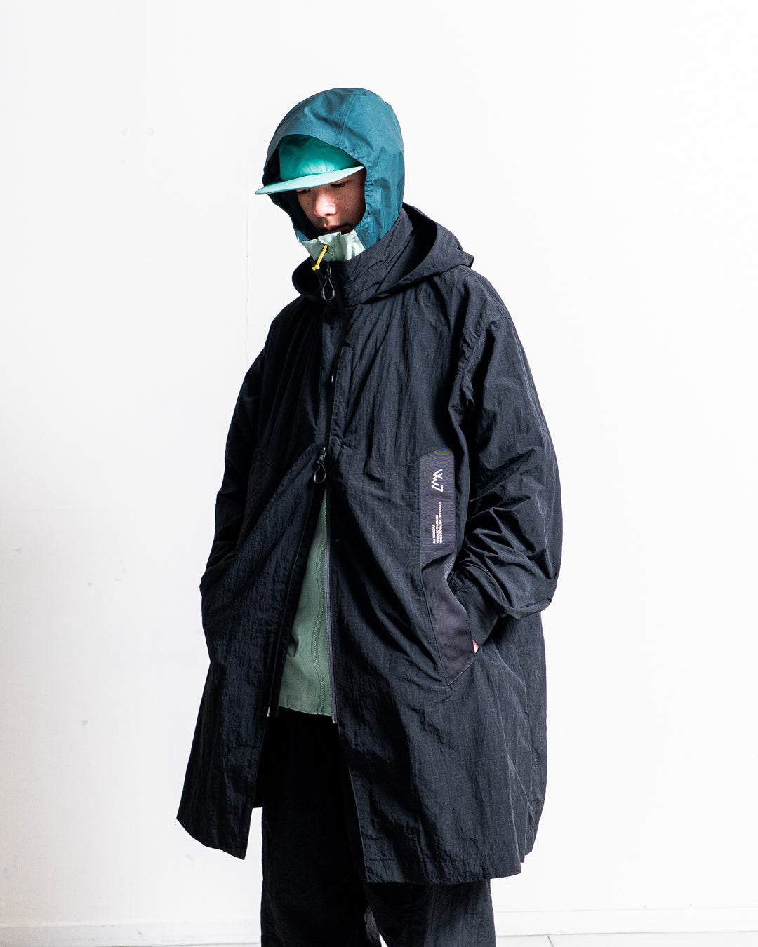 CMF OUTDOOR GARMENT HALF TIME COAT