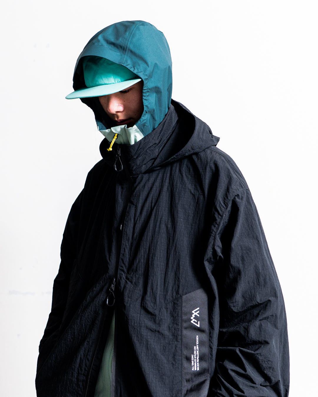 CMF OUTDOOR GARMENT HALF TIME COAT