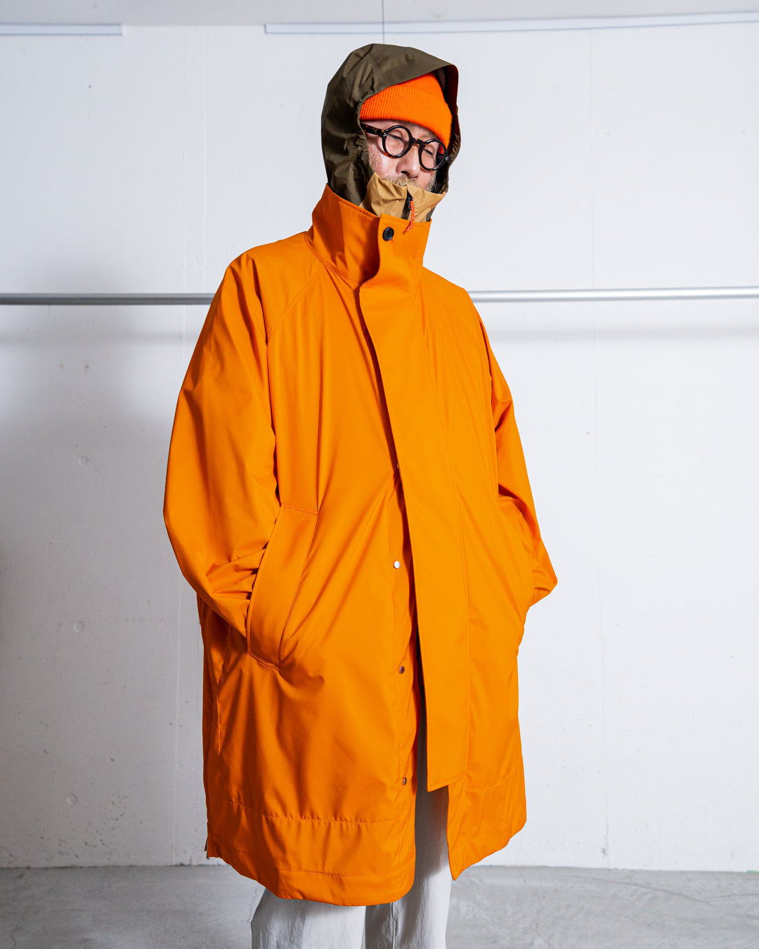 UNTRACE 3L STAND COLLAR COAT_231