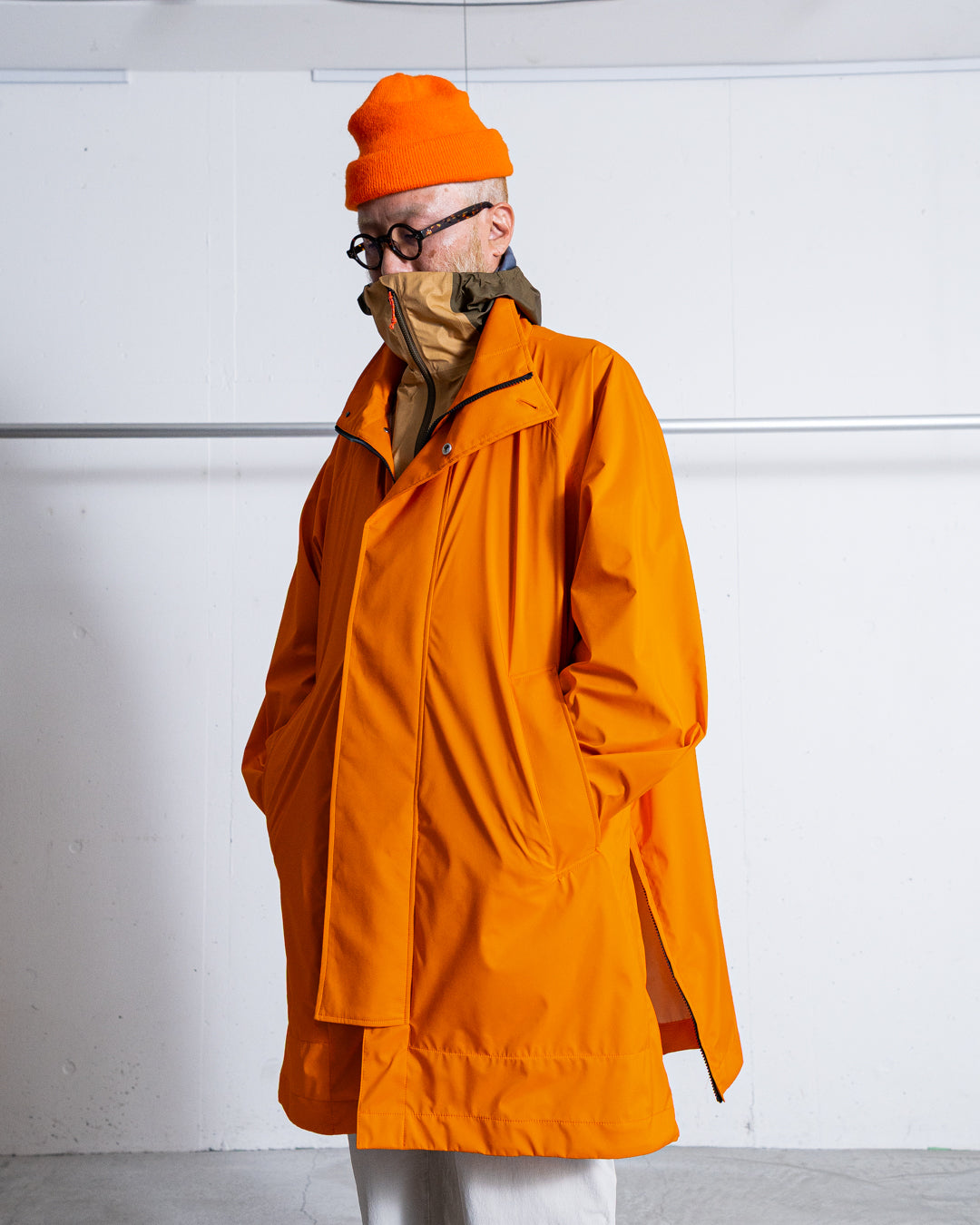 UNTRACE 3L STAND COLLAR COAT_231