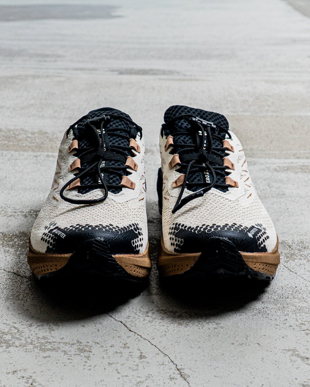 SALOMON AERO BLAZE 4 GRVL GORE-TEX