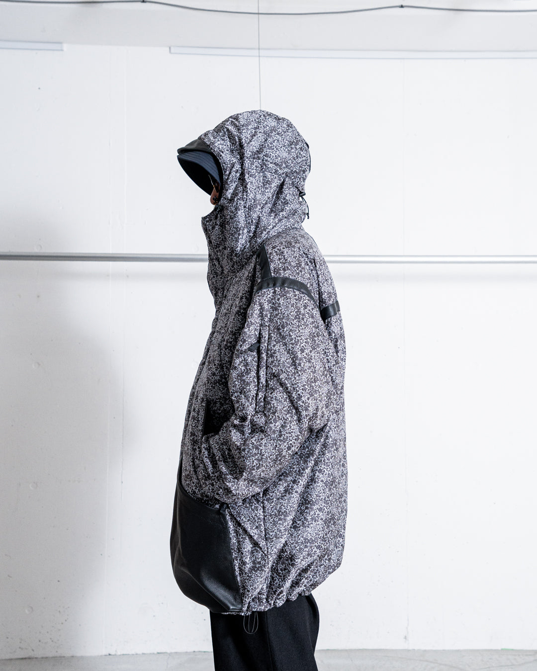 レア‼️ JUNHO THE Moment フーディ adidas Men's Adventure Winter Allover Print Gore-tex Jacket