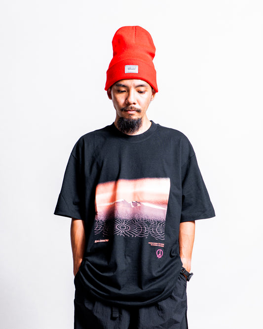【Restock】SALOMON  SS/TEE LOGO LIMITED COURTNEY EDITION