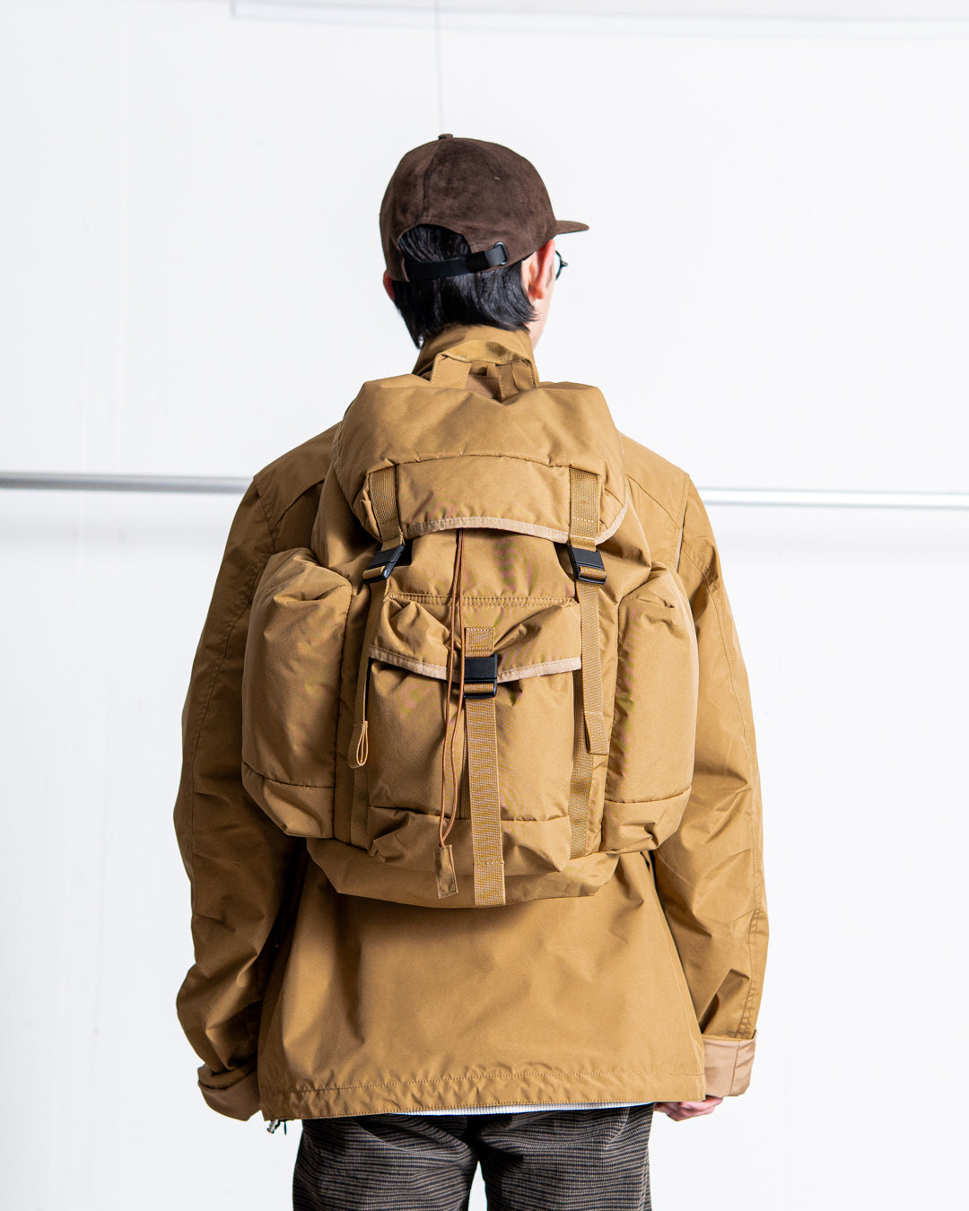 PHENIX COLLECTION CARRIER, TYPE P-001