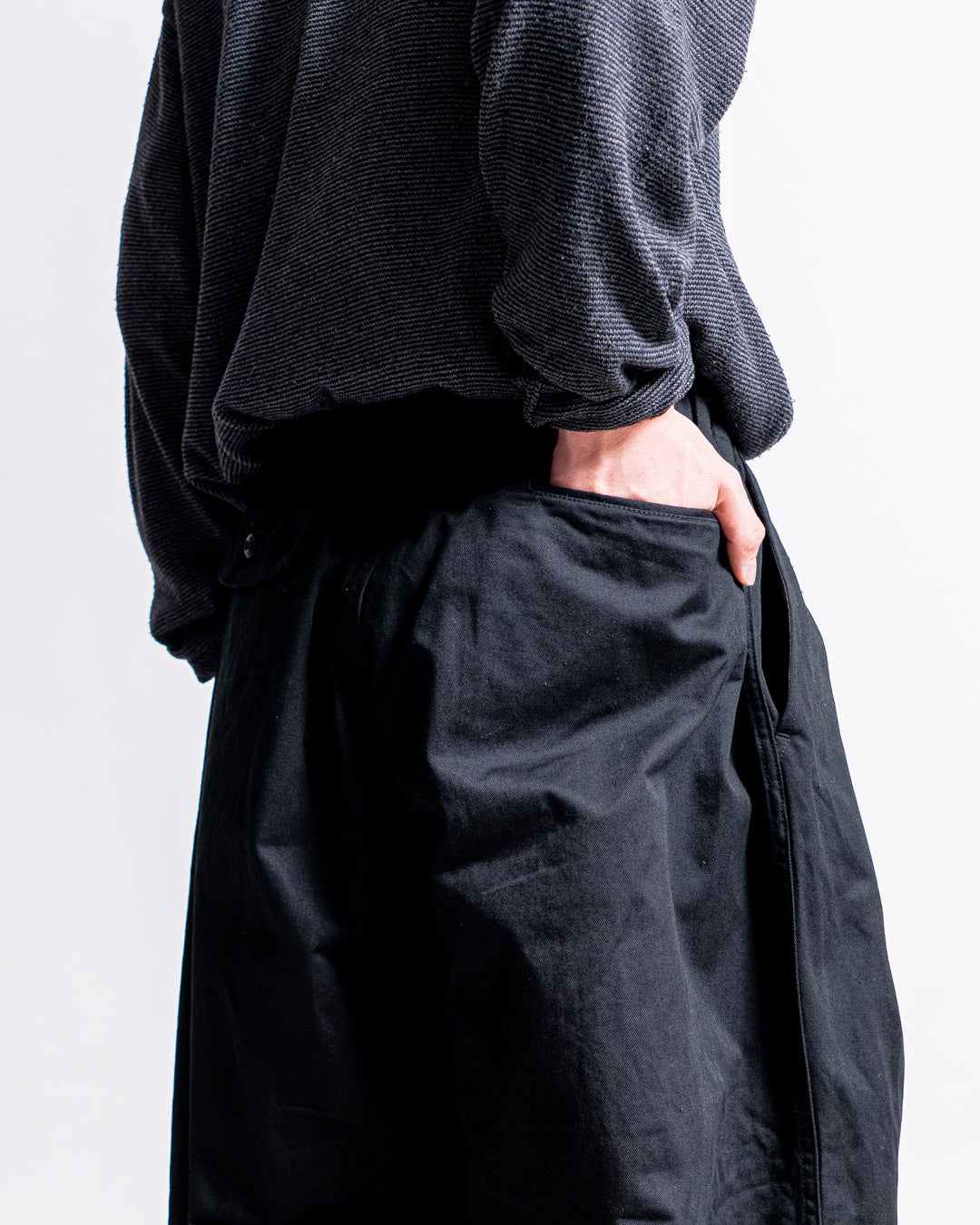 is-ness Balloon EZ Pants
