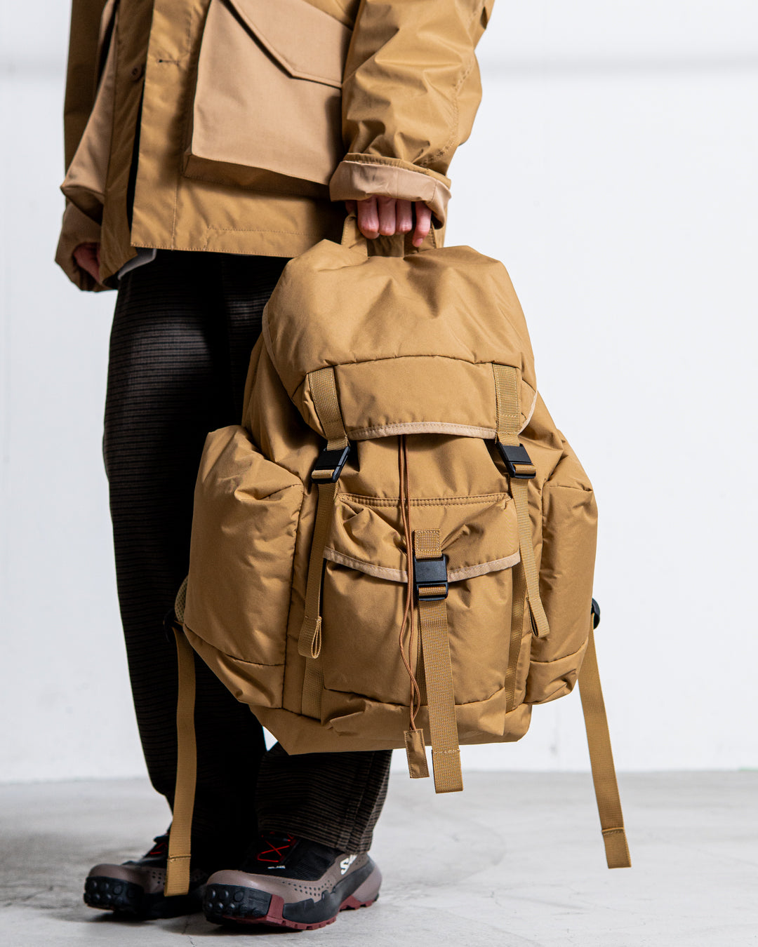 PHENIX COLLECTION CARRIER, TYPE P-001