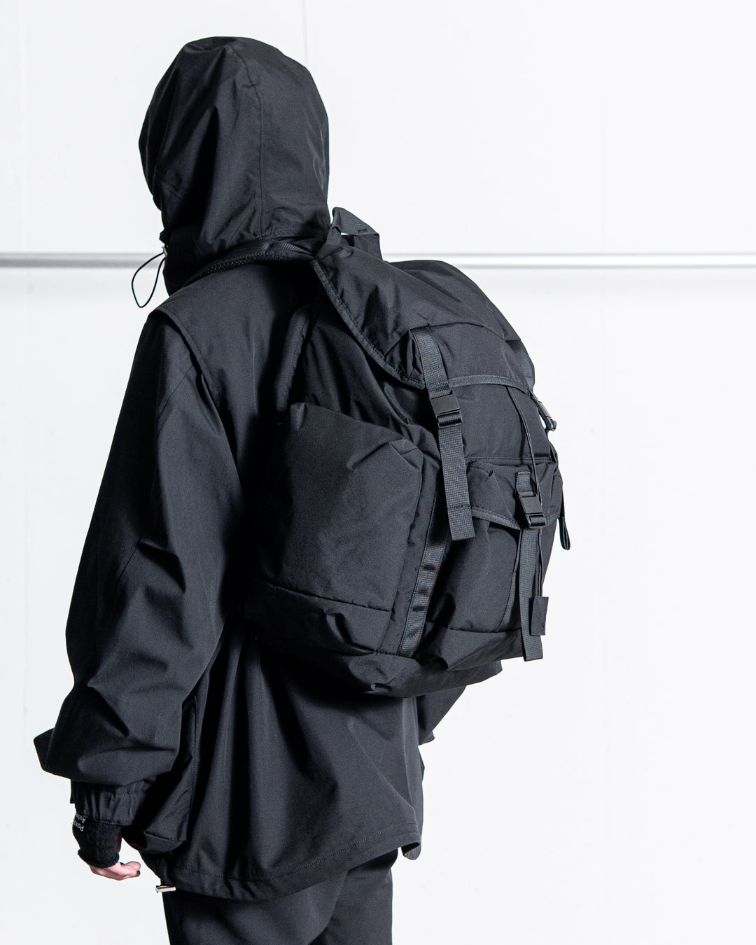 PHENIX COLLECTION CARRIER, TYPE P-001