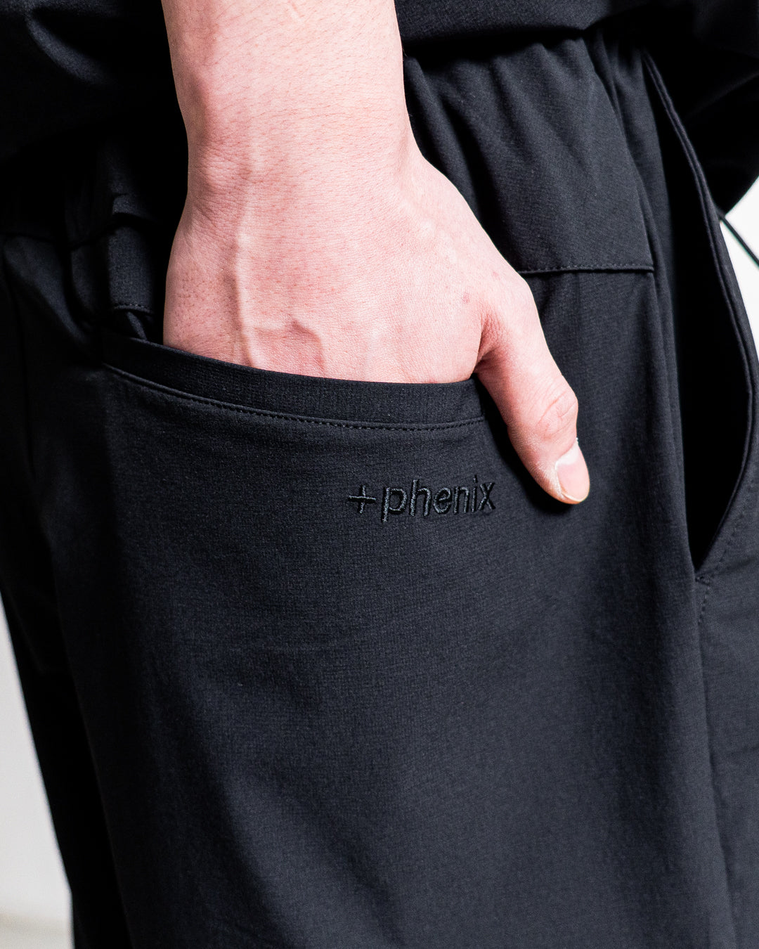 +phenix AIRFLOW SHORTS