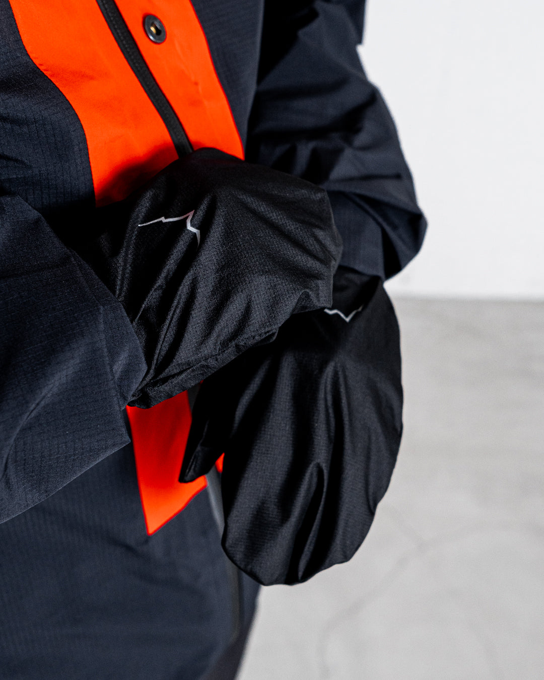 CAYL Shield Air Cover Glove