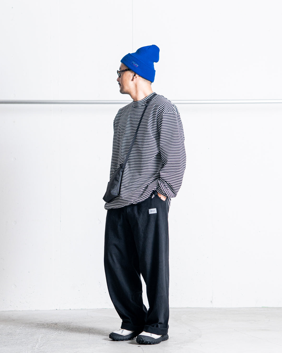 ES.1 Border LS T-Shirt