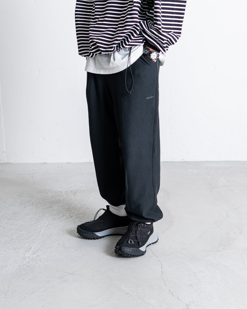 CMF OUTDOOR GARMENT APPROACH 03