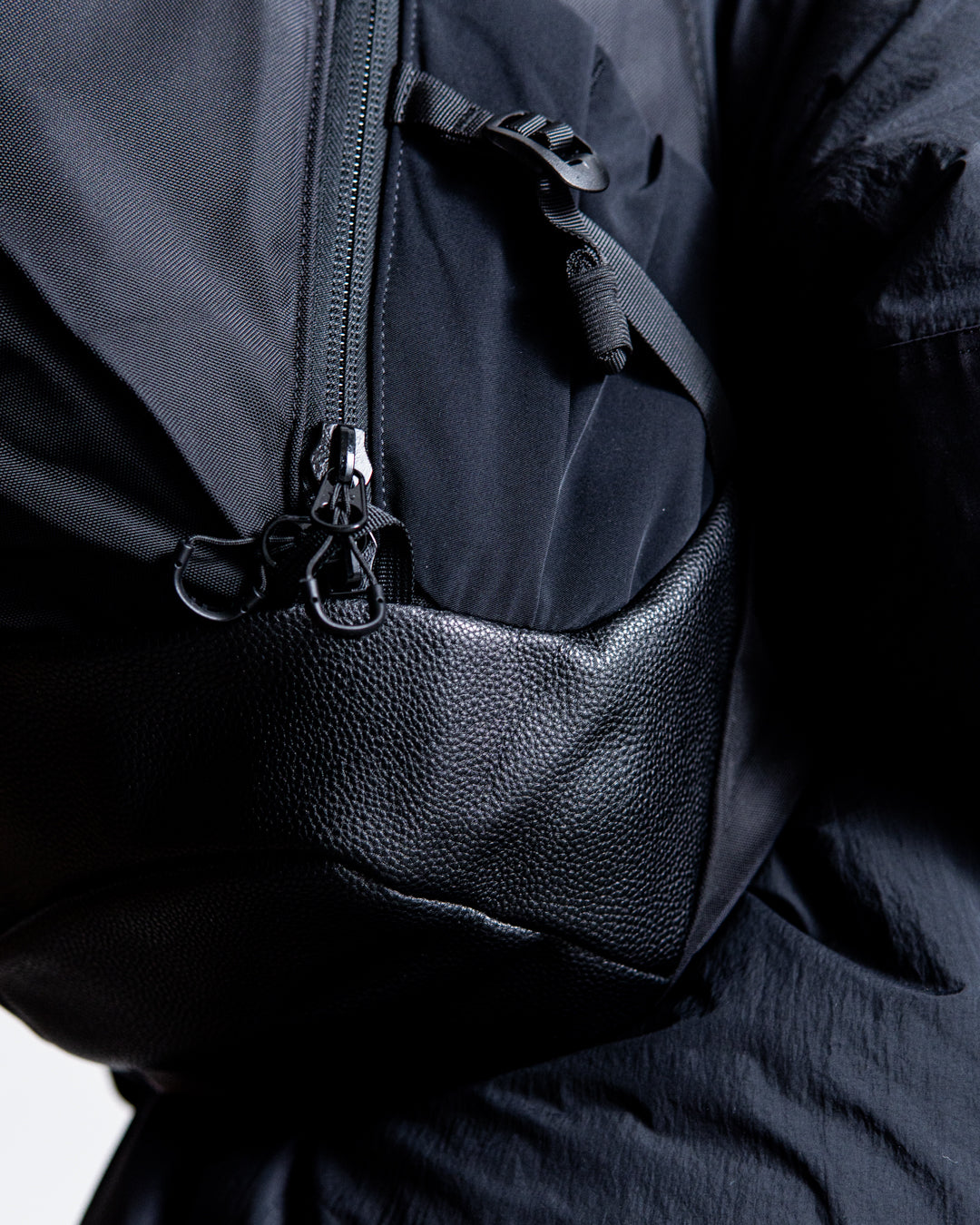 CMF OUTDOOR GARMENT BACKPACKERZ 32 CORDURA BALLISTIC NYLON & SMOOTH NYLON