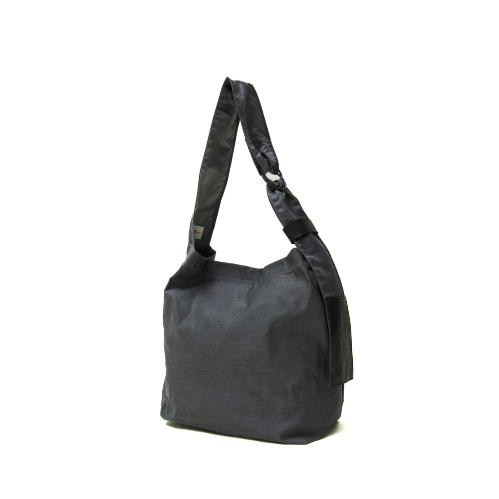 TASUKI SHOULDER <NO.2> Available in avariety of materials.