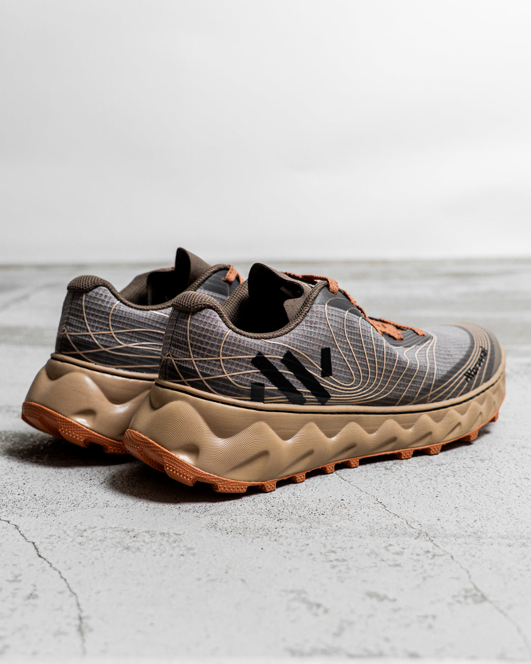 NNormal Tomir 02 BROWN