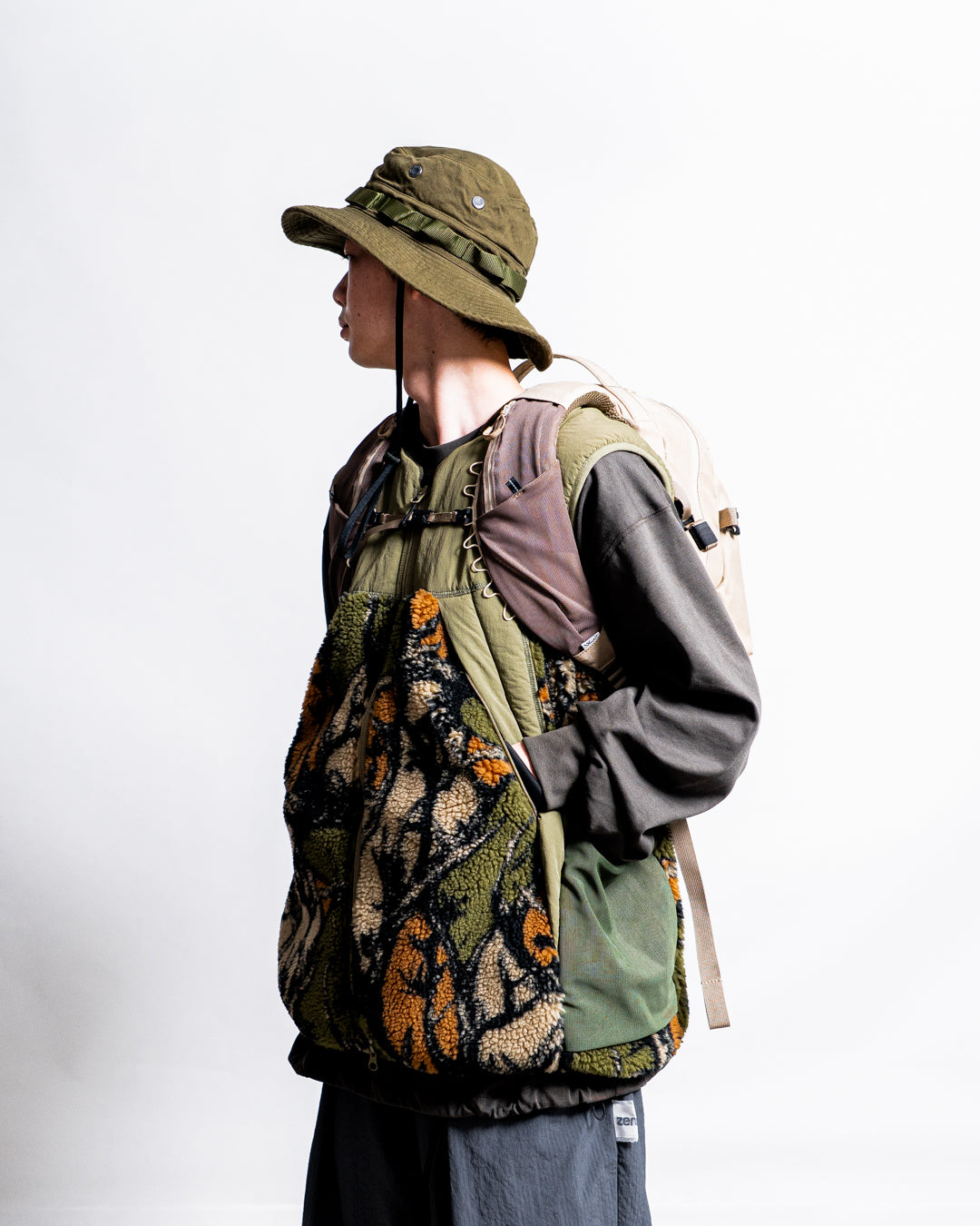 wfeld HORN TREE BOA VEST