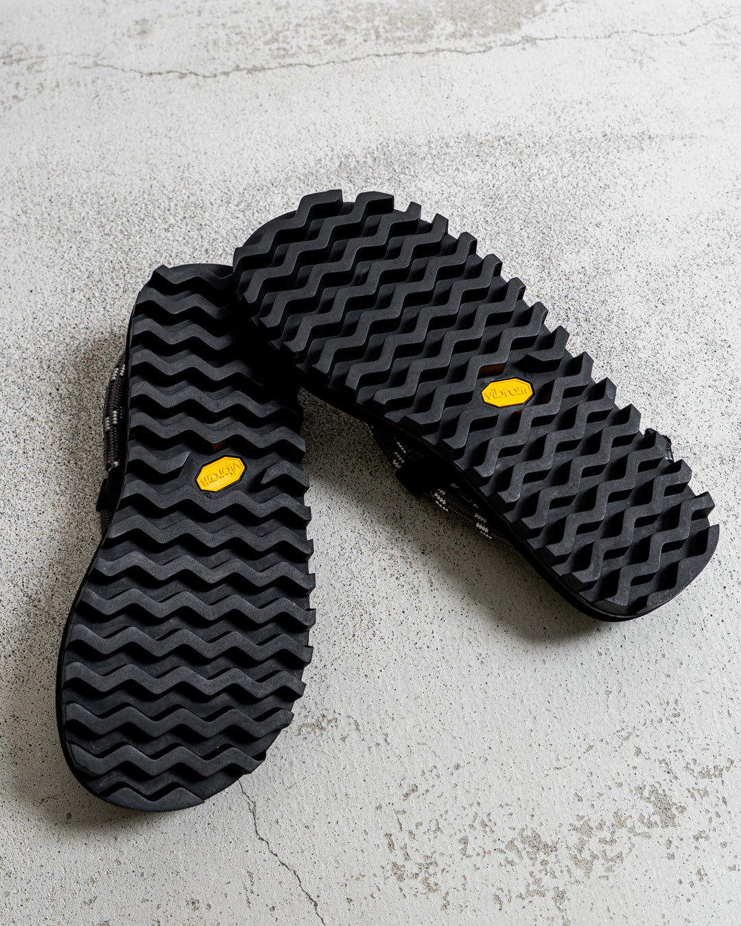 is-ness × Suicoke GUT KAT-2-ISN