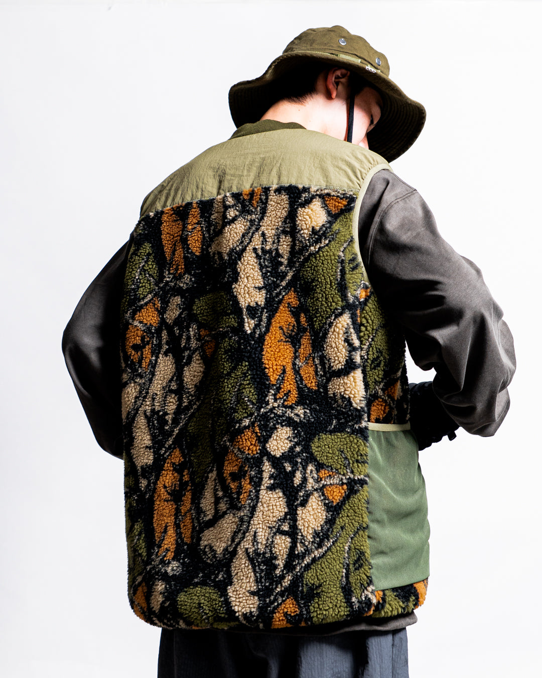 wfeld HORN TREE BOA VEST