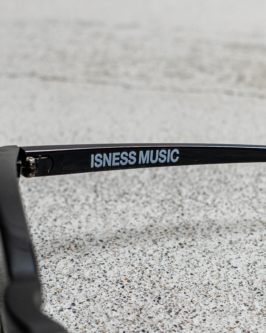 ISNESS MUSIC KENNY SUNGLASSES