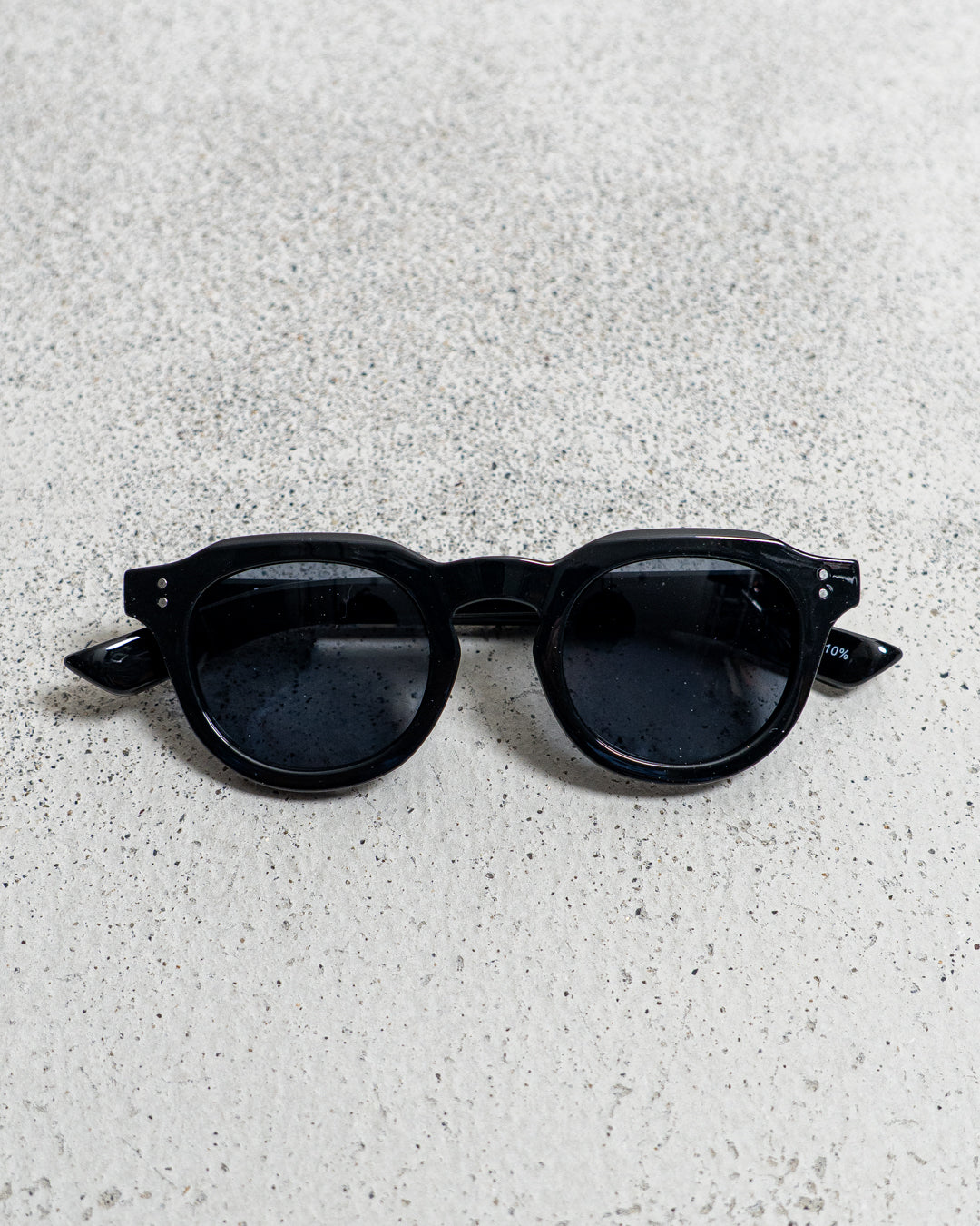 ISNESS MUSIC VEGA SUNGLASSES