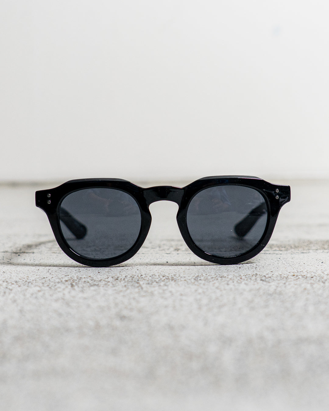 ISNESS MUSIC VEGA SUNGLASSES