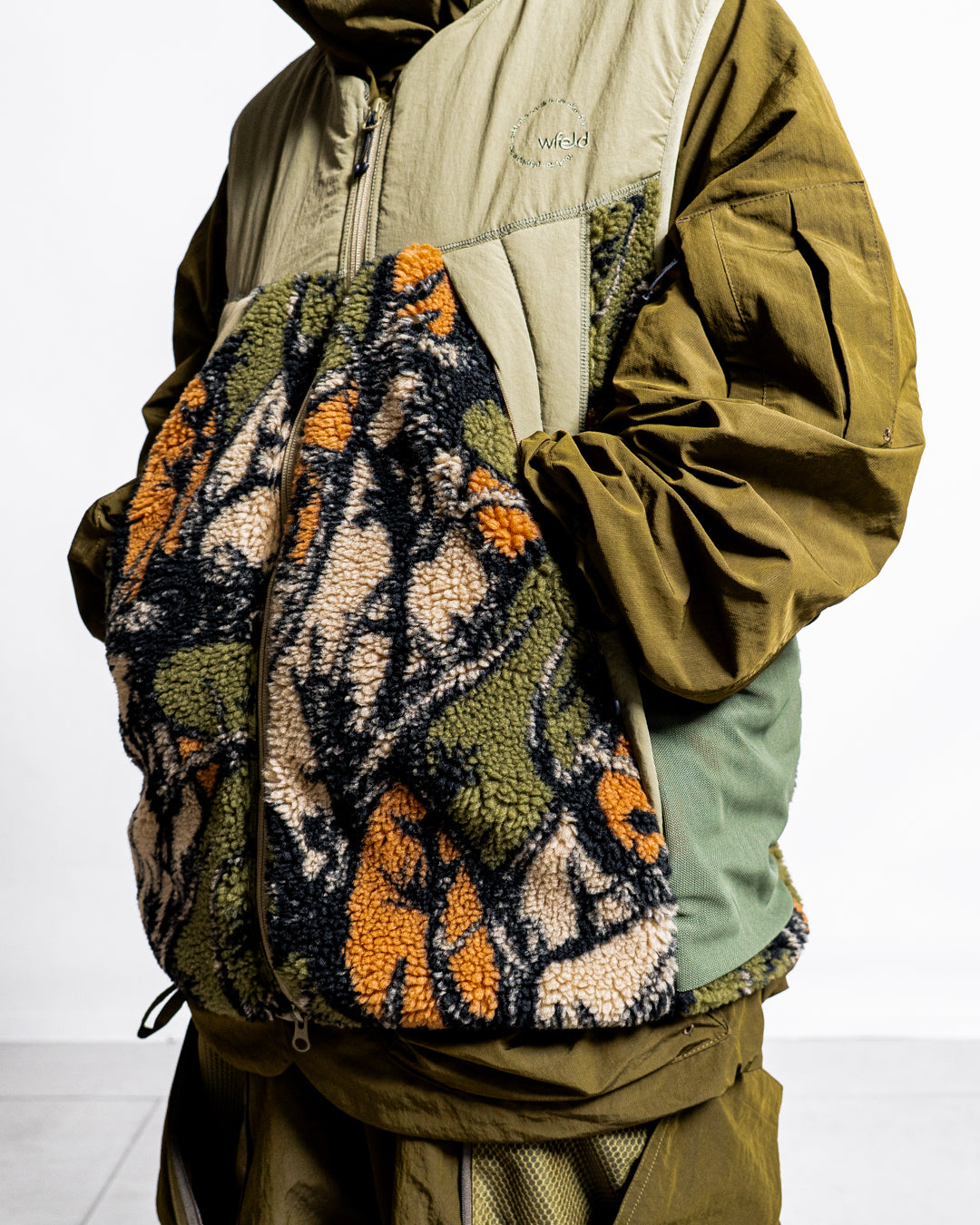 wfeld HORN TREE BOA VEST