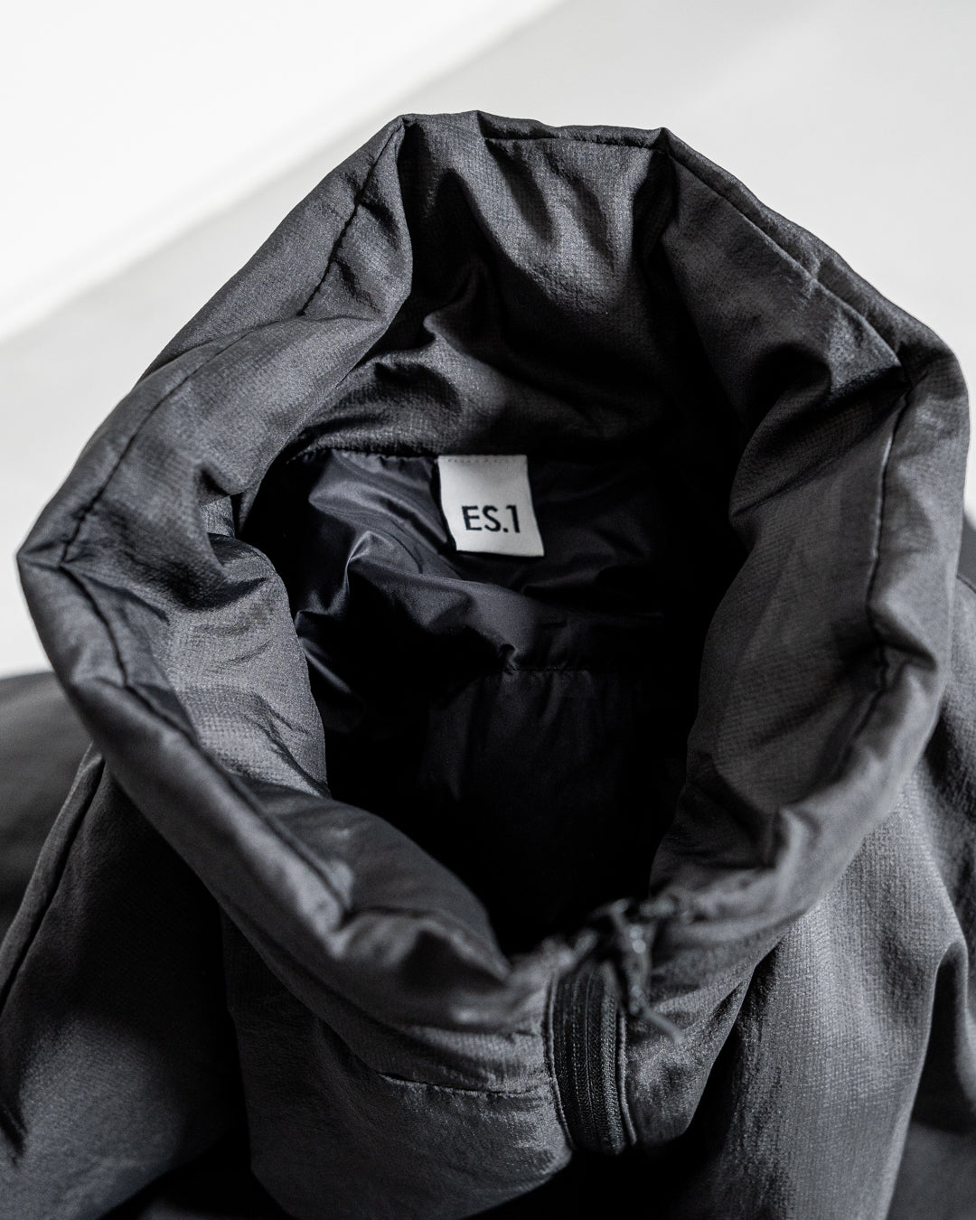 ESSENS Ⅰ D/SL JACKET/ジャケット ダークグレー 通販] ES.1 (エスアイ) Light Down Jacket 商品ページ – zentex