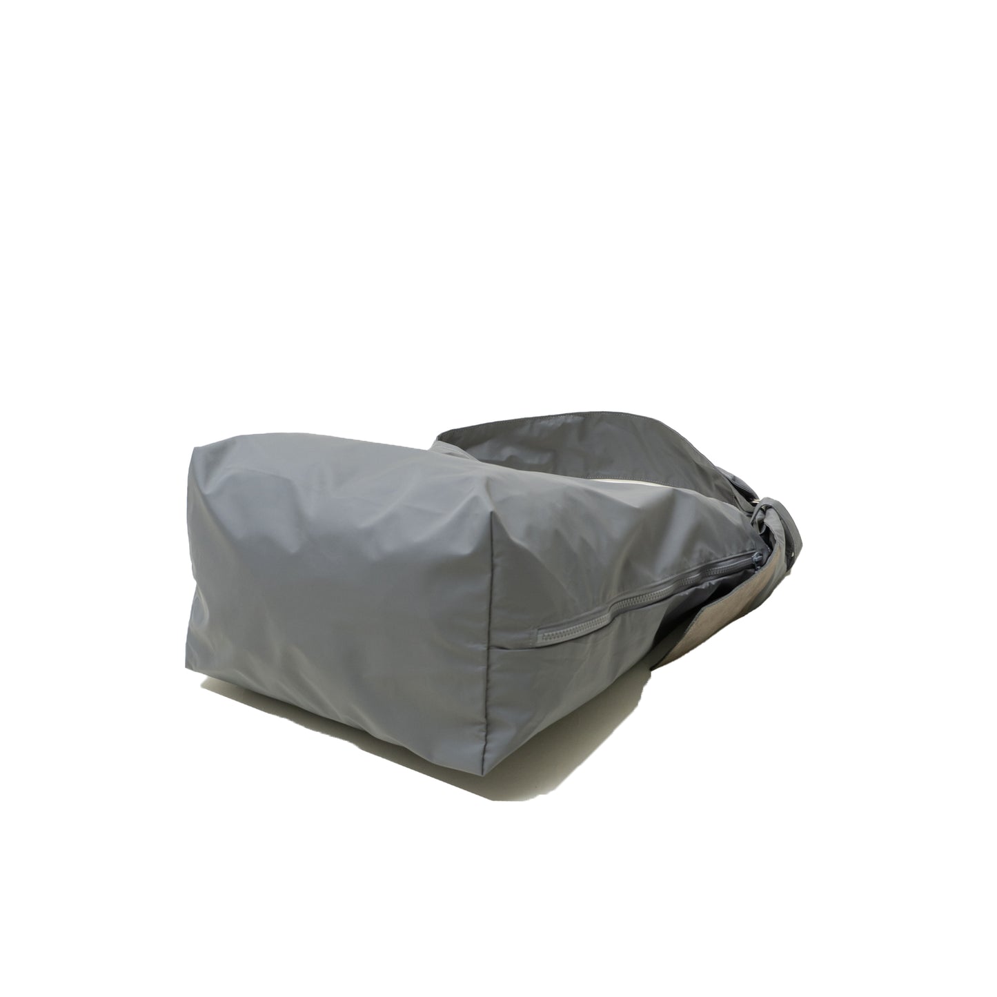 TASUKI SHOULDER <NO.1> Available in avariety of materials.