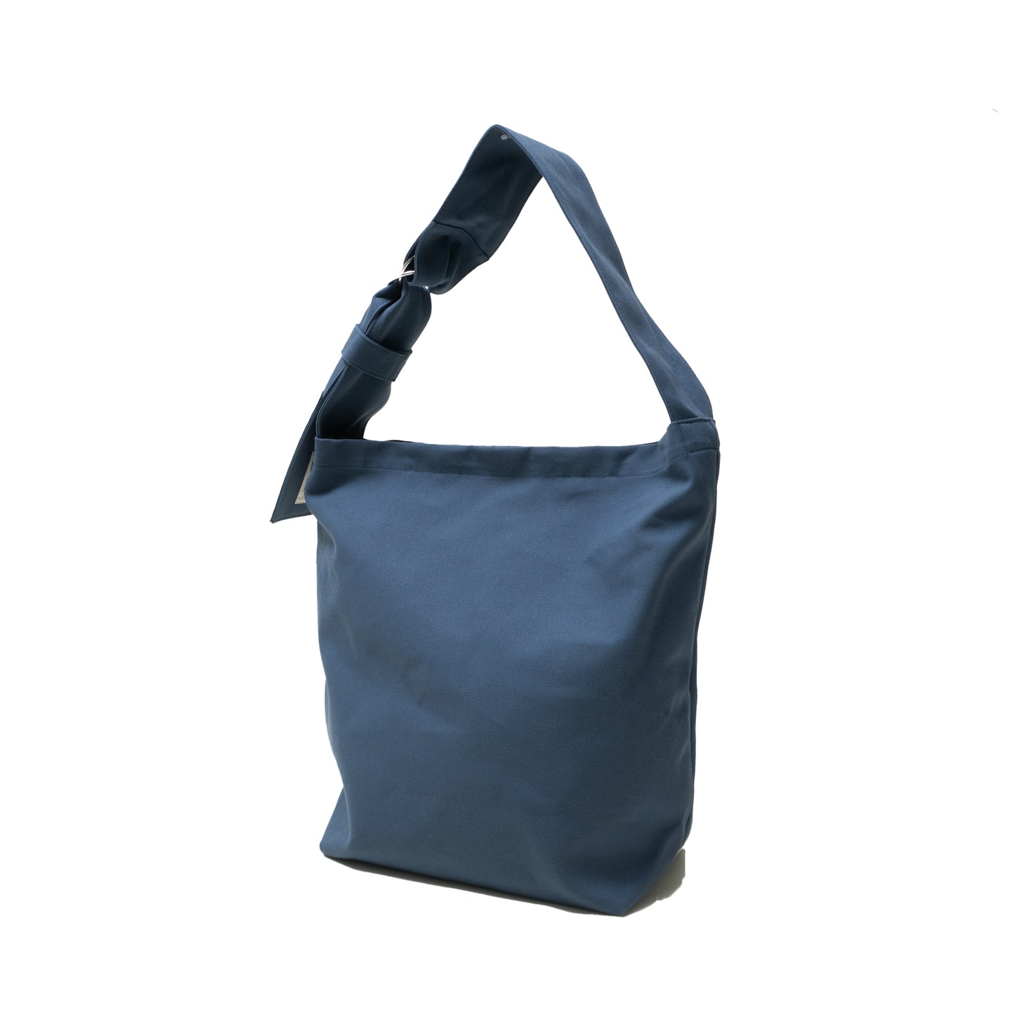 TASUKI SHOULDER <NO.1> Available in avariety of materials.