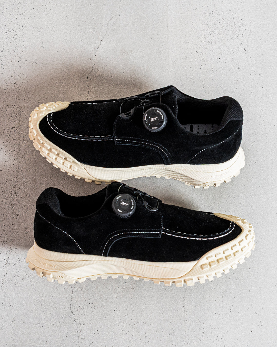 CMF OUTDOOR GARMENT APPROACH 02 SETTER