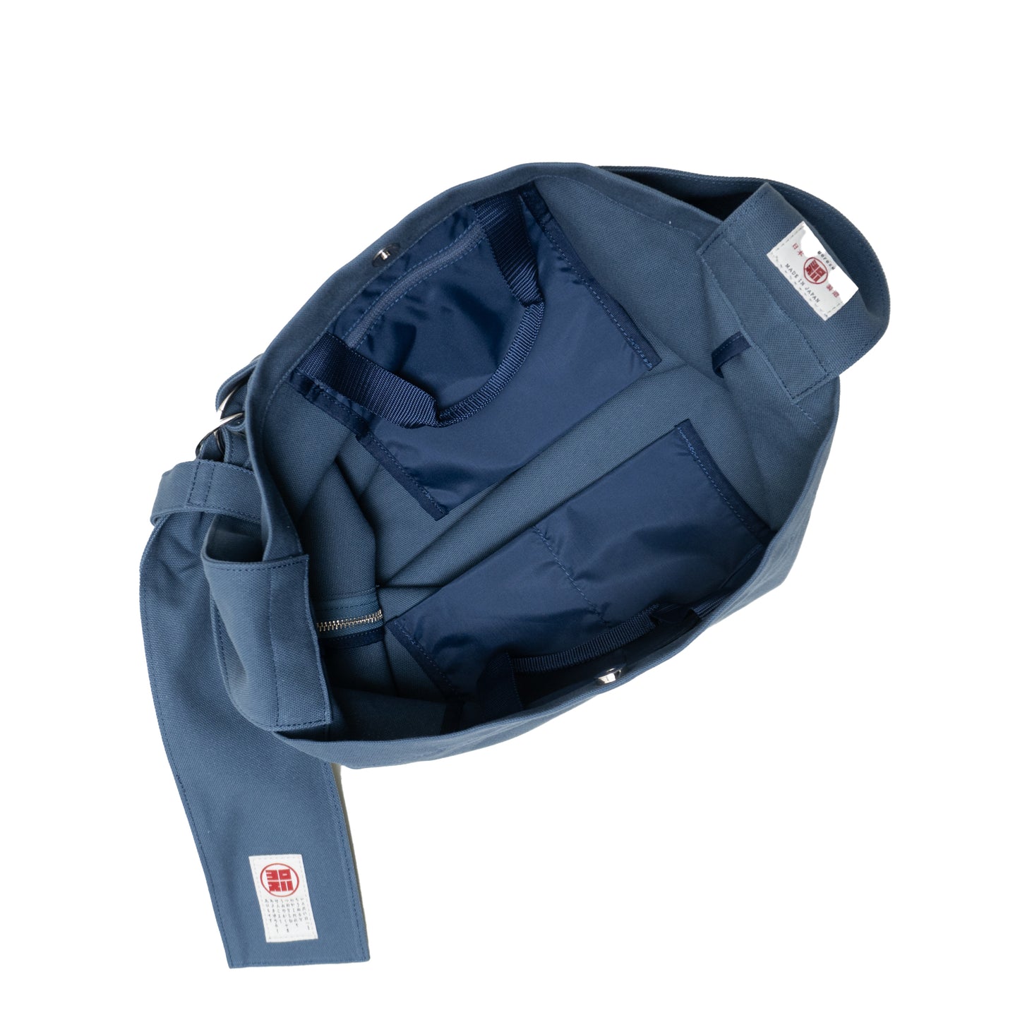 TASUKI SHOULDER <NO.2> Available in avariety of materials.