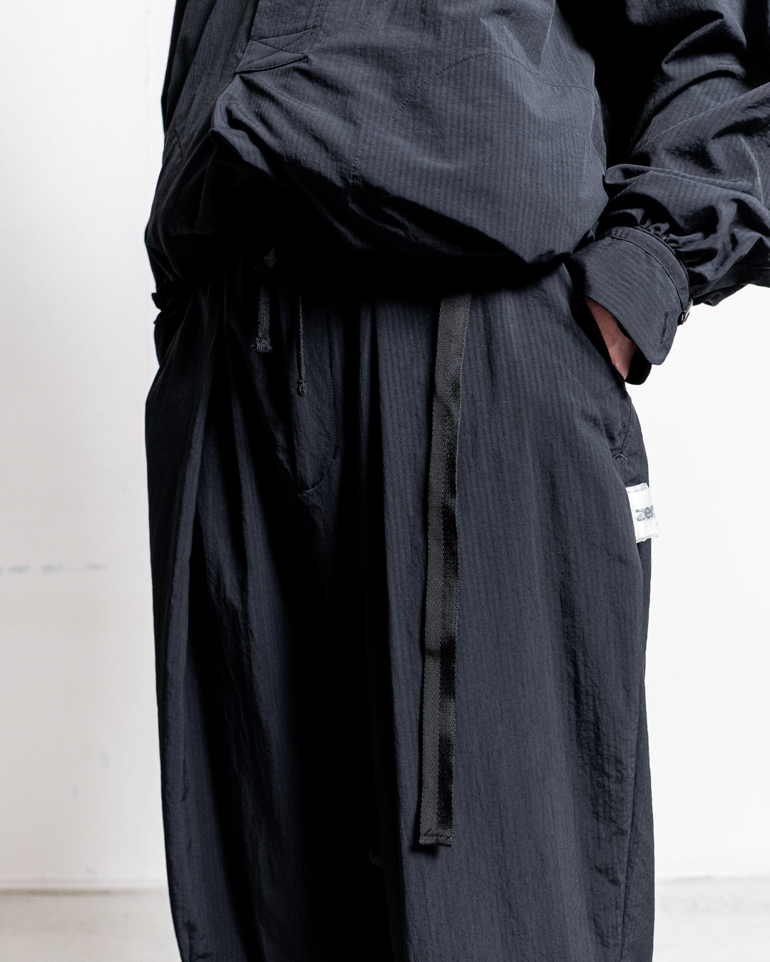 【zentex exclusive】norbit Shadow Stripe Cropped Easy Pants "zentex custom"