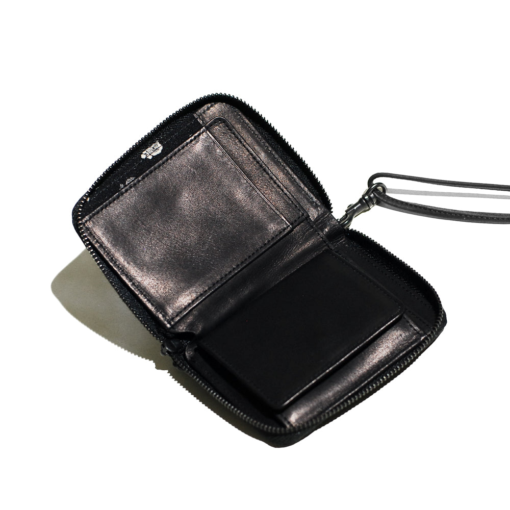 "TENOHIRA COMPACT WALLET" AVAILABLE IN THREE VARIATIONS