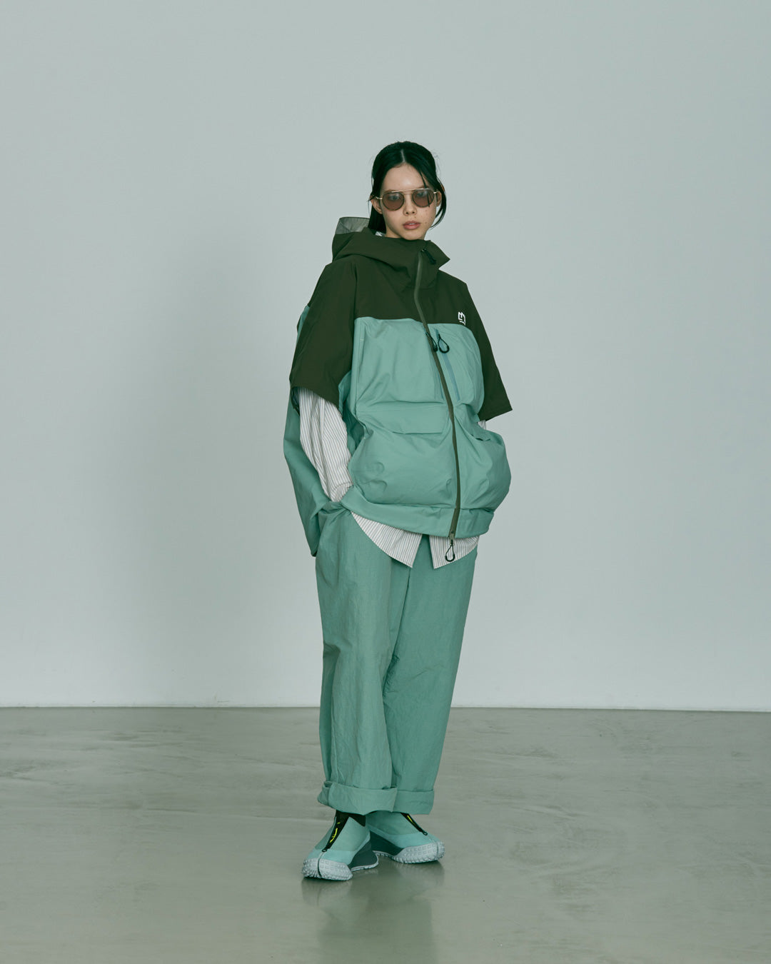 CMF OUTDOOR GARMENT GUIDE SHELL COEXIST